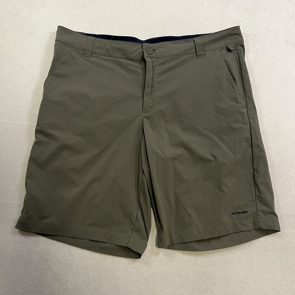 Columbia Chino Shorts Men's Size 38 Green 10" Inseam Outdoor Golf - Picture 1 of 11